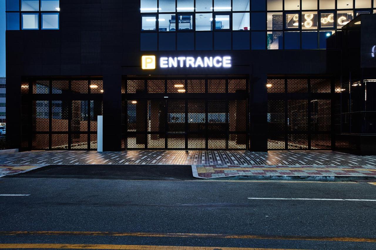 Hotel Wanted Incheon Exterior foto